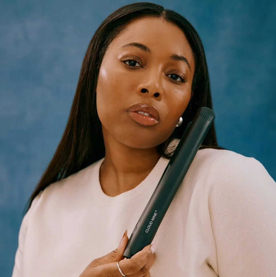 CLOUD NINE The Touch Iron Black