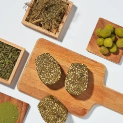 Urang Mugwort Soothing Family Shampoo Bar 120 g